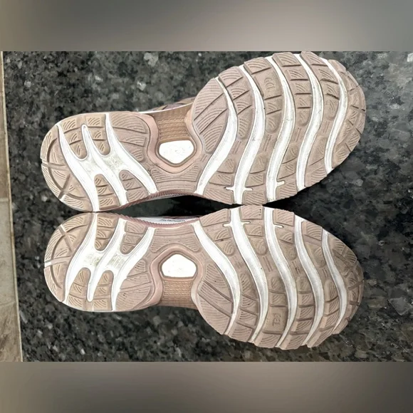 Asics Nimbus 22, Women’s Size 8.5 - Picture 7 of 7